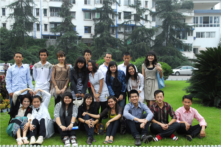 A41117EA9F1810607530ED7027C_28E74B36_3B3D7.jpg?e=