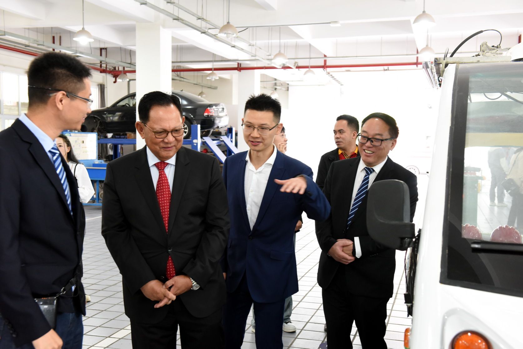 尊龙Z6官方网站