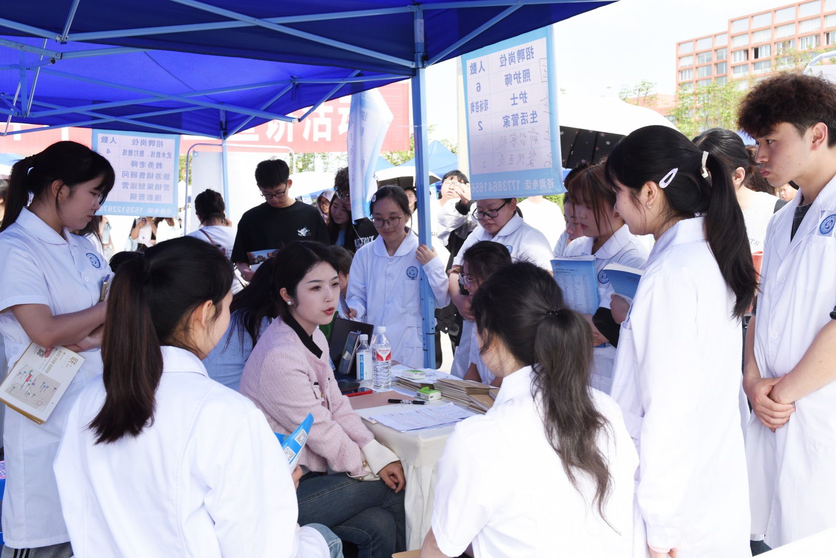 DE6E302036291CDCE26E3A8644E_7D1BE984_3A7F9.jpg?e= 尊龙Z6官方网站