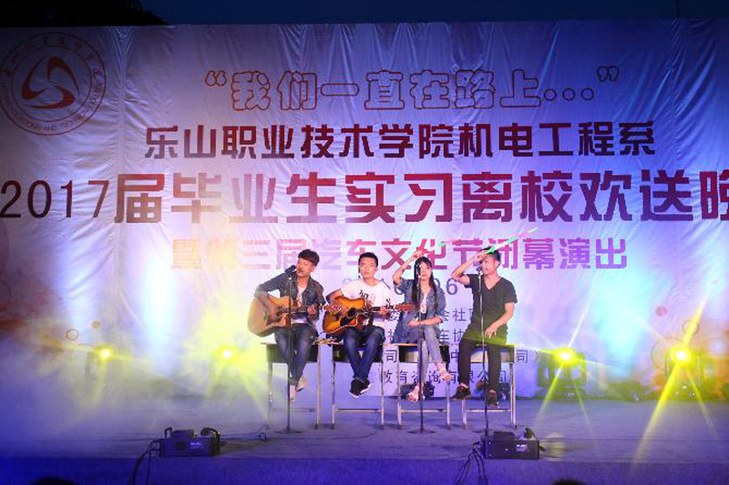 18DF7F2A1032D5932DC0B922BAB_F6D03012_9F9B2.png?e= 18DF7F2A1032D5932DC0B922BAB_F6D03012_9F9B2.png?e=